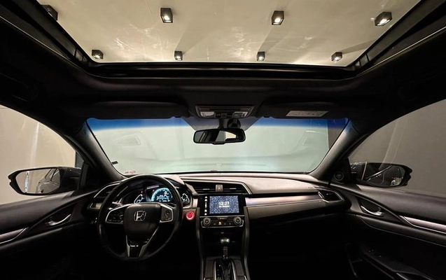 imagem-https://www.socarrao.com.br/sc-vehicle-images-prod/4400461/1792500492292-8577832_13_B_cf46224f73.jpeg