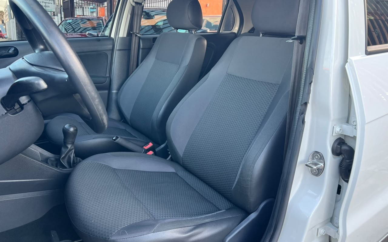 imagem-https://www.socarrao.com.br/sc-vehicle-images-prod/4400500/1792500947425-V2hhdHNBcHAgSW1hZ2UgMjAyNi0xMC0xOSBhdCAxNy41My4zNSAoMSkuanBlZw.jpeg