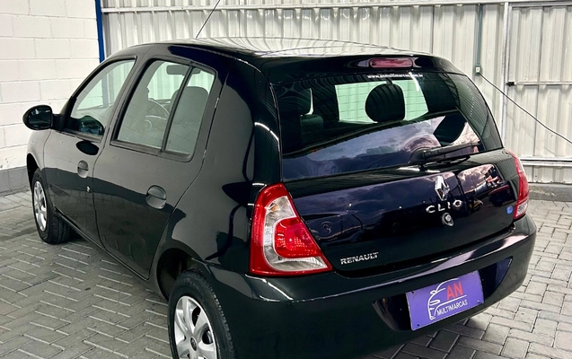 imagem-https://www.socarrao.com.br/sc-vehicle-images-prod/4400584/1792501377937-gb-d409b8d.jpeg