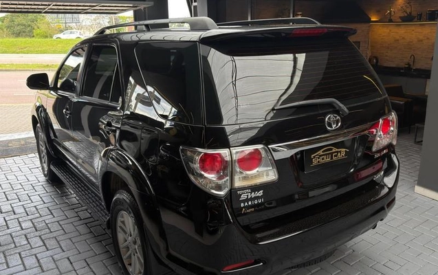 imagem-https://www.socarrao.com.br/sc-vehicle-images-prod/4400586/1792606909433-8581678_11_B_162d0f8aad.jpeg