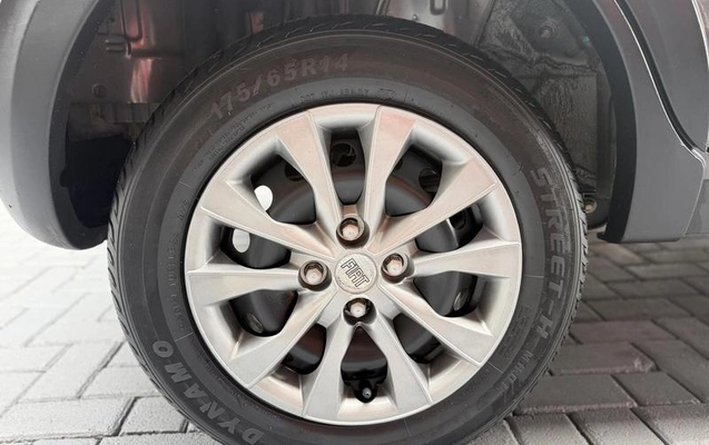 imagem-https://www.socarrao.com.br/sc-vehicle-images-prod/4400589/1792501416491-8580479_13_B_28cd02f2a3.jpeg
