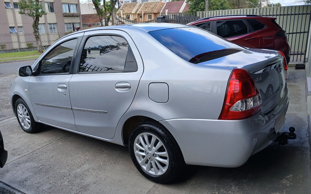 imagem-https://www.socarrao.com.br/sc-vehicle-images-prod/4400635/1792501797541-MTc5MjUwMTIwOTMwMDgzMTk1ODIzMTc2NzkzMDc5NDcuanBn.jpg