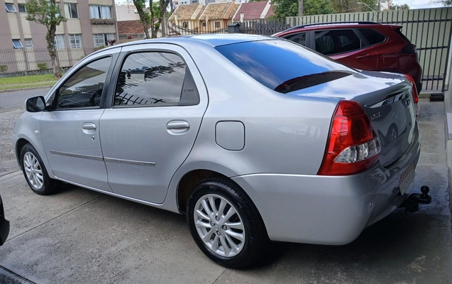 imagem-https://www.socarrao.com.br/sc-vehicle-images-prod/4400635/1792501797541-MTc5MjUwMTIwOTMwMDgzMTk1ODIzMTc2NzkzMDc5NDcuanBn.jpg