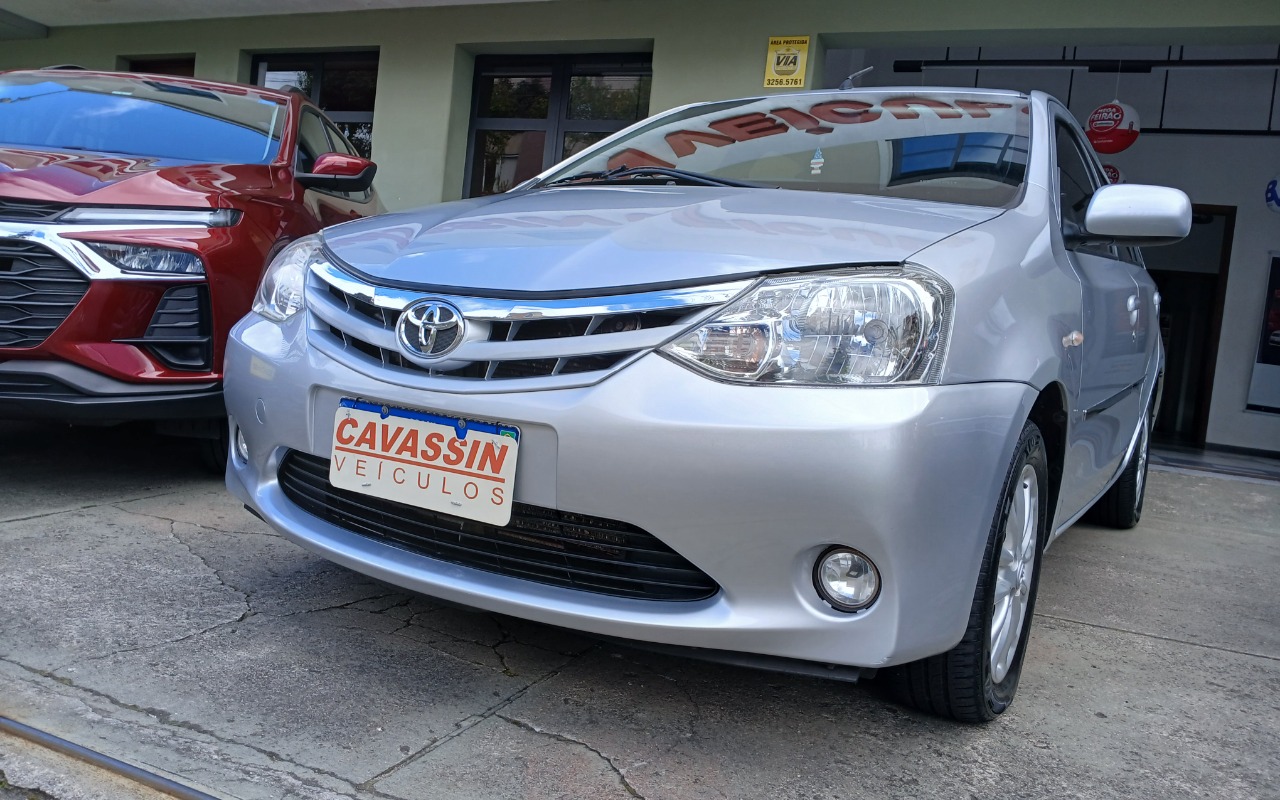 imagem-https://www.socarrao.com.br/sc-vehicle-images-prod/4400635/1792501798023-MTc5MjUwMTI1MzI0OTM1ODM2MDg3OTc5MDI0NDkuanBn.jpg