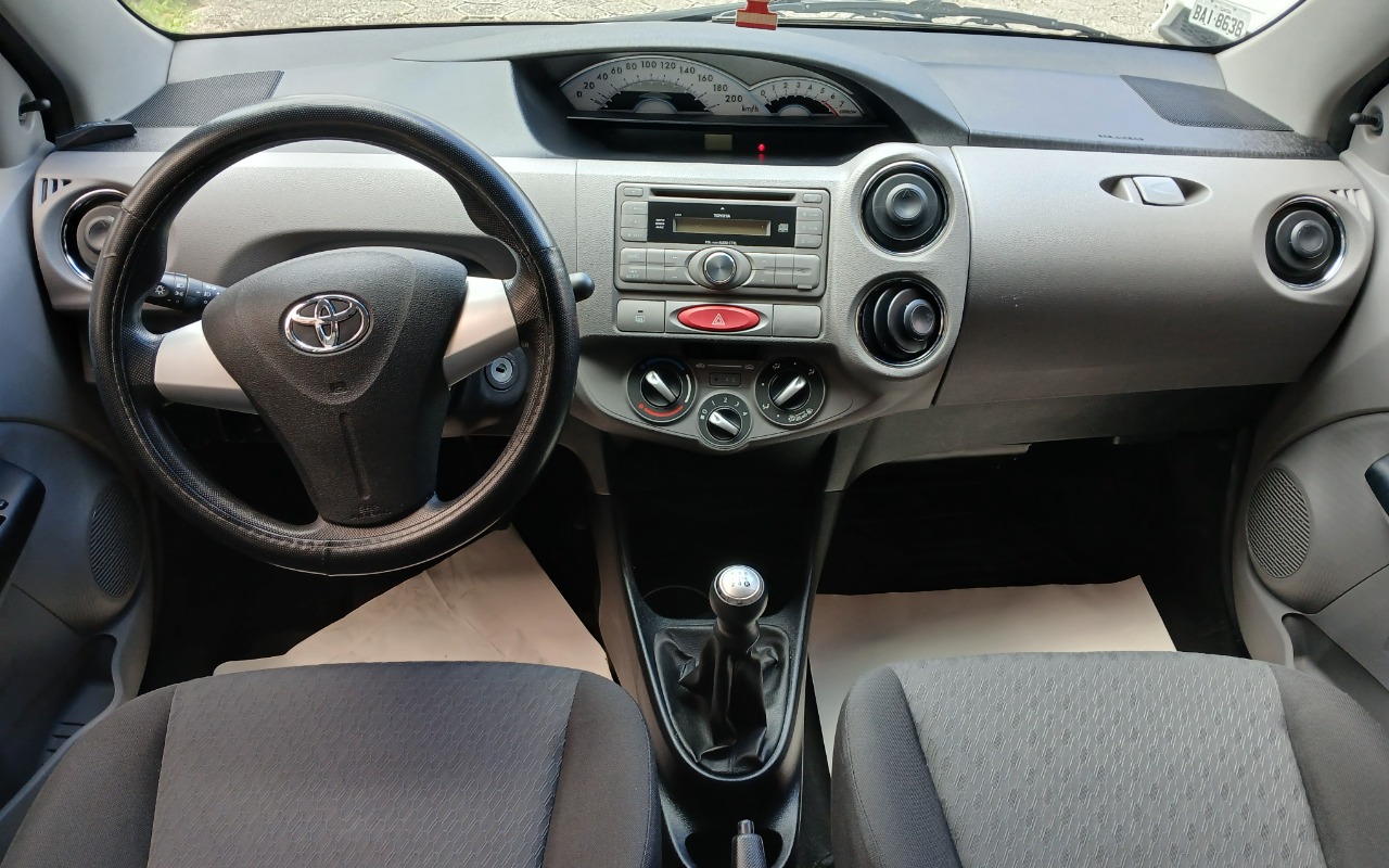 imagem-https://www.socarrao.com.br/sc-vehicle-images-prod/4400635/1792501798842-MTc5MjUwMTM4NzA4ODQ5NTgzMTg4OTIwOTQ1NzczODUuanBn.jpg