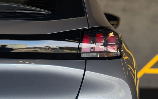 imagem-https://www.socarrao.com.br/sc-vehicle-images-prod/4400664/1792501944713-003_2d9479946b3581178db3309340785b30.jpg
