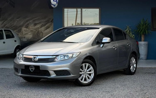 imagem-https://www.socarrao.com.br/sc-vehicle-images-prod/4400666/1792586602795-8586991_0_B_56a056916a.jpeg