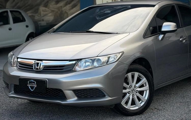 imagem-https://www.socarrao.com.br/sc-vehicle-images-prod/4400666/1792586602798-8586991_1_B_32d074b65f.jpeg