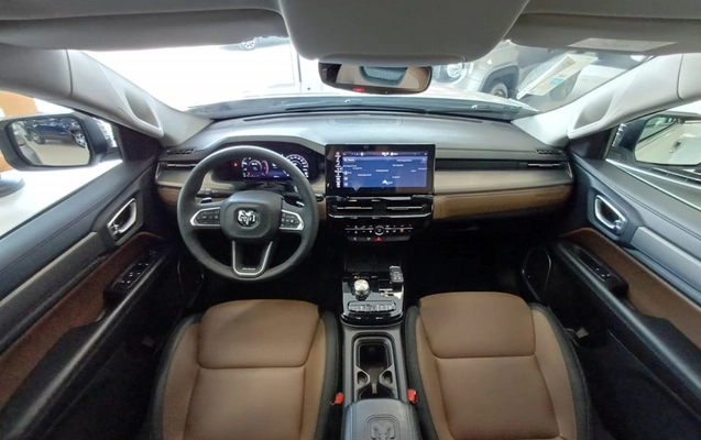 imagem-https://www.socarrao.com.br/sc-vehicle-images-prod/4400687/1792502174951-vehicle_image_1792502136_fb96c4a6bd29b5937044006b4a06133e.jpeg