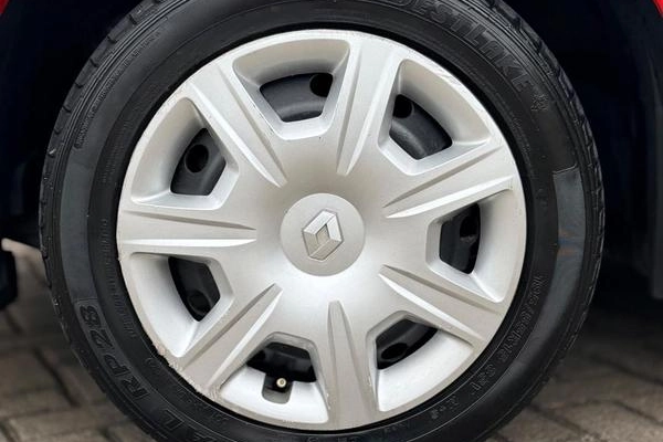 imagem-https://www.socarrao.com.br/sc-vehicle-images-prod/4400702/1792502360389-8586857_8_B_622b010bdd.jpeg