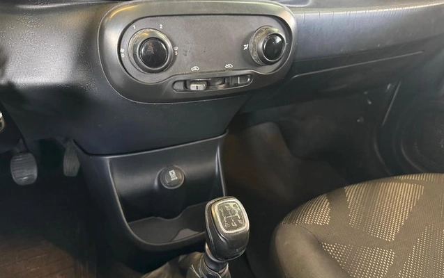 imagem-https://www.socarrao.com.br/sc-vehicle-images-prod/4400769/1792502900911-8536918_13_B_ea9ea9b023.jpeg