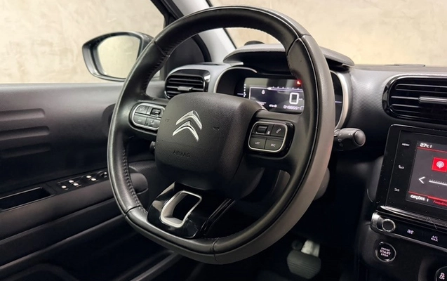 imagem-https://www.socarrao.com.br/sc-vehicle-images-prod/4400859/1792503496095-7e92ac9a-3a5f-4d9a-a57c-628253233554.jpg