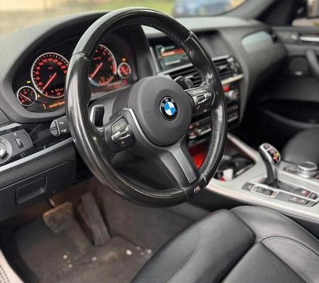 imagem-https://www.socarrao.com.br/sc-vehicle-images-prod/4400881/1792692437387-8571257_10_B_a1d64ec4a7.jpeg