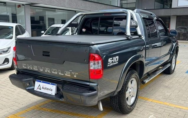 imagem-https://www.socarrao.com.br/sc-vehicle-images-prod/4400905/1792505822891-8583683_8_B_af3ff24960.jpeg