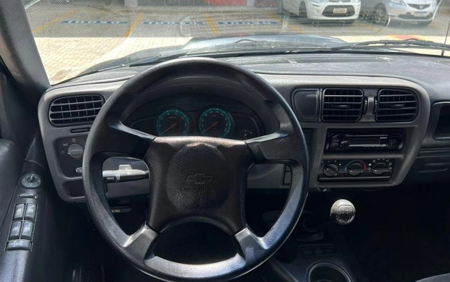 imagem-https://www.socarrao.com.br/sc-vehicle-images-prod/4400905/1792505822894-8583683_3_B_94c140bc69.jpeg