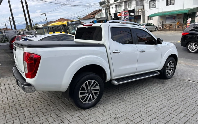 imagem-https://www.socarrao.com.br/sc-vehicle-images-prod/4400908/1792503926406-c78540bd-53dd-4878-850a-c2b4c2566571.jpeg