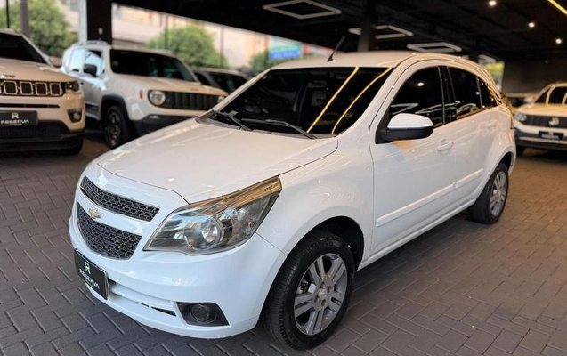 imagem-https://www.socarrao.com.br/sc-vehicle-images-prod/4400910/1792503929152-8586514_0_B_65c56074be.jpeg