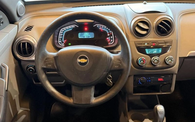 imagem-https://www.socarrao.com.br/sc-vehicle-images-prod/4400910/1792503929153-8586514_0_B_b729383d92.jpeg