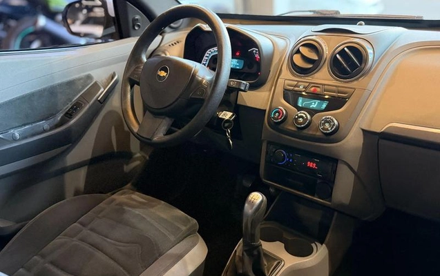 imagem-https://www.socarrao.com.br/sc-vehicle-images-prod/4400910/1792503929154-8586514_2_B_c74ceb4bbc.jpeg