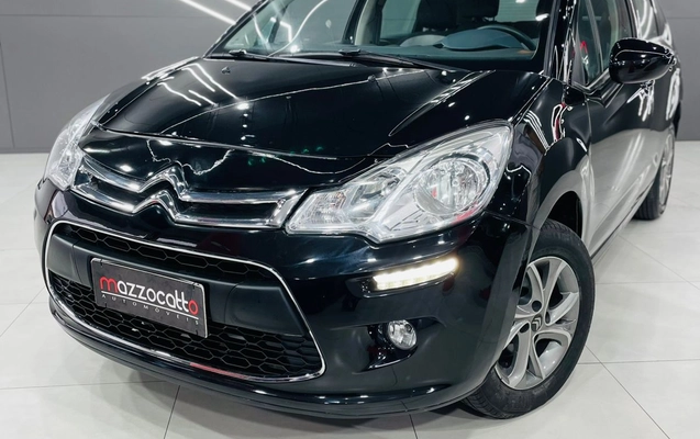 imagem-https://www.socarrao.com.br/sc-vehicle-images-prod/4400912/1792503950054-003_06b9c61a8ffcd26ace7a65c60103d54f.jpg