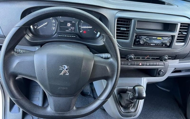 imagem-https://www.socarrao.com.br/sc-vehicle-images-prod/4400976/1792521433668-8585675_13_B_655e696965.jpeg