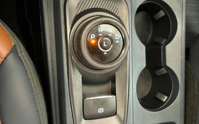 imagem-https://www.socarrao.com.br/sc-vehicle-images-prod/4401005/1792504476124-8574899_15_B_73f524d8f5.jpeg