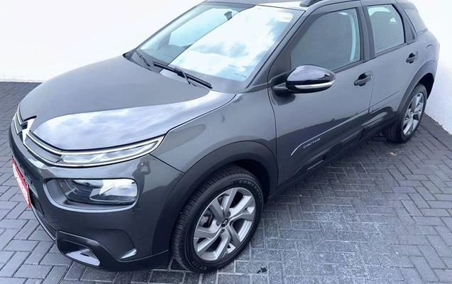 imagem-https://www.socarrao.com.br/sc-vehicle-images-prod/4401026/1792691644590-8496545_16_B_f14f936262.jpeg