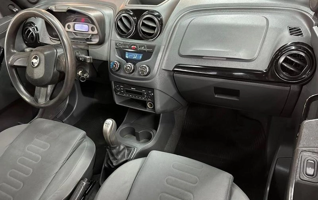 imagem-https://www.socarrao.com.br/sc-vehicle-images-prod/4401028/1792504662458-8542351_4_B_375de30443.jpeg