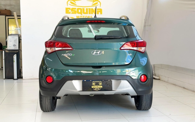 imagem-https://www.socarrao.com.br/sc-vehicle-images-prod/4401038/1792504709990-4f3107f4e1104c4eb89b861016914044_1792504681178.jpg