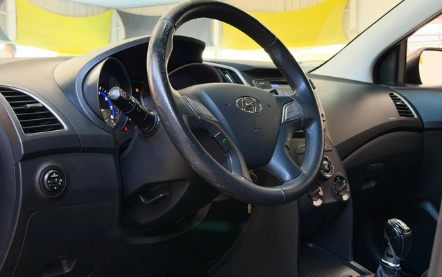 imagem-https://www.socarrao.com.br/sc-vehicle-images-prod/4401038/1792504709991-9ef24ee7f25441efab2e9a6671f62ace_1792504683698.jpg