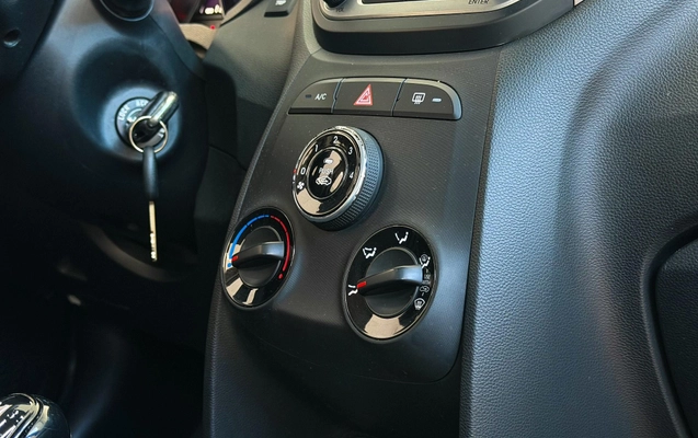 imagem-https://www.socarrao.com.br/sc-vehicle-images-prod/4401038/1792504709995-df5c1668b72d457ca9fe8ecc9146722f_1792504690840.jpg