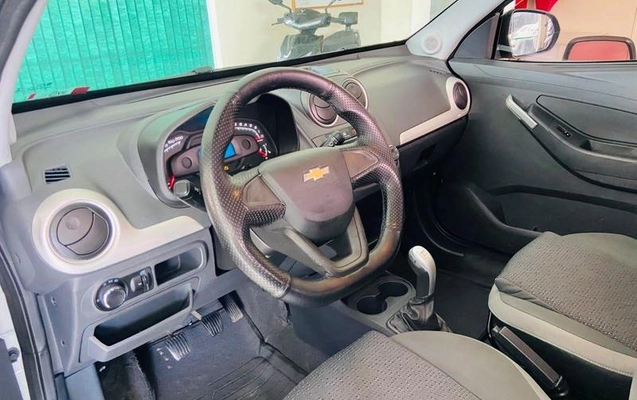 imagem-https://www.socarrao.com.br/sc-vehicle-images-prod/4401085/1792504948558-8543596_7_B_21ad8374c8.jpeg