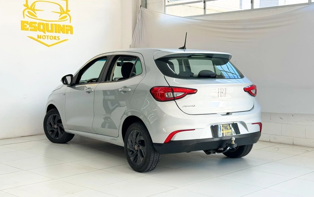 imagem-https://www.socarrao.com.br/sc-vehicle-images-prod/4401121/1792505263692-e0e81e0059a844b7a5bb93e792310a0a_1792505249274.jpg