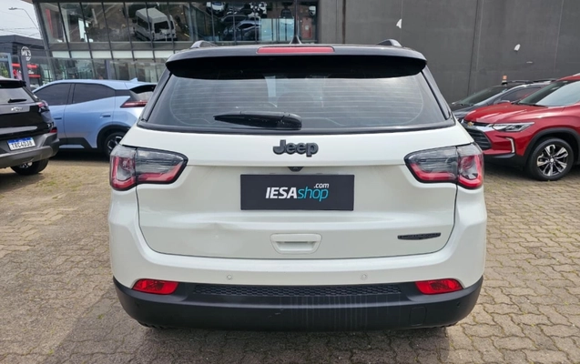 imagem-https://www.socarrao.com.br/sc-vehicle-images-prod/4401133/1792689142793-jNBvxuwAQaXh3QZxw1DMV0UawO8PZuQX.jpg