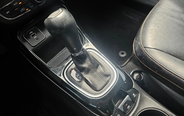 imagem-https://www.socarrao.com.br/sc-vehicle-images-prod/4401133/1792689142807-54fleR1bm3kCtRyiBTTlQWxMj4SM6zdY.jpg