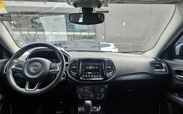 imagem-https://www.socarrao.com.br/sc-vehicle-images-prod/4401133/1792689142810-ZHKlL4t9ueoyXVVtIPeUQhKXztdf9zJp.jpg