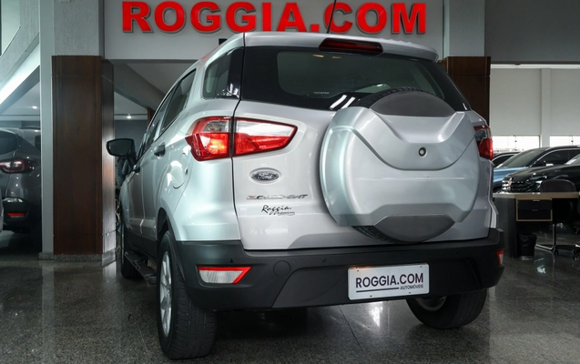 imagem-https://www.socarrao.com.br/sc-vehicle-images-prod/4401136/1792505345770-286bd745-4477-40d3-909c-fe317cab229e.jpg