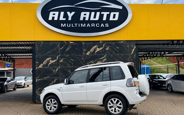 imagem-https://www.socarrao.com.br/sc-vehicle-images-prod/4401143/1792505447359-gb-83f152f.jpg