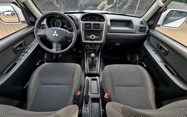 imagem-https://www.socarrao.com.br/sc-vehicle-images-prod/4401143/1792505447360-gb-1b60559.jpg