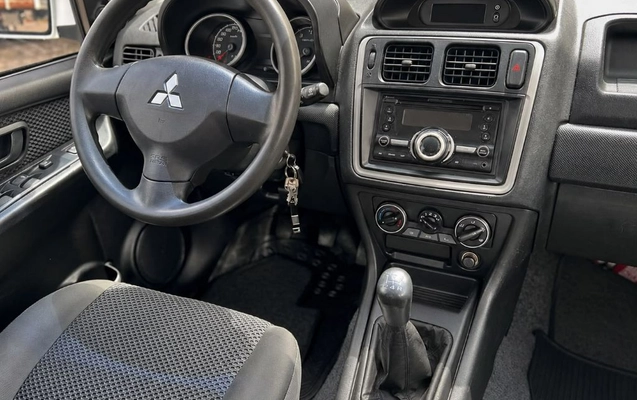 imagem-https://www.socarrao.com.br/sc-vehicle-images-prod/4401143/1792505447363-gb-a979de0.jpg