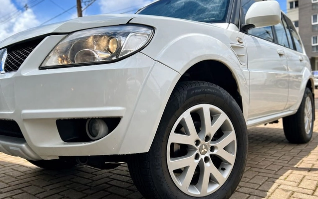 imagem-https://www.socarrao.com.br/sc-vehicle-images-prod/4401143/1792505447367-gb-a35f393.jpg
