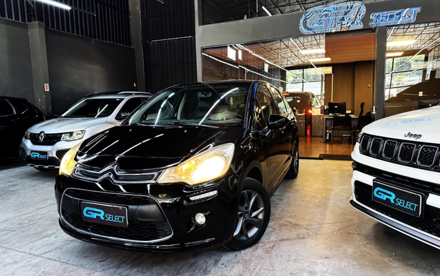 imagem-https://www.socarrao.com.br/sc-vehicle-images-prod/4401156/1792505536989-003_9f857e32bf9c6c90dab72a01072a1cc9.jpg