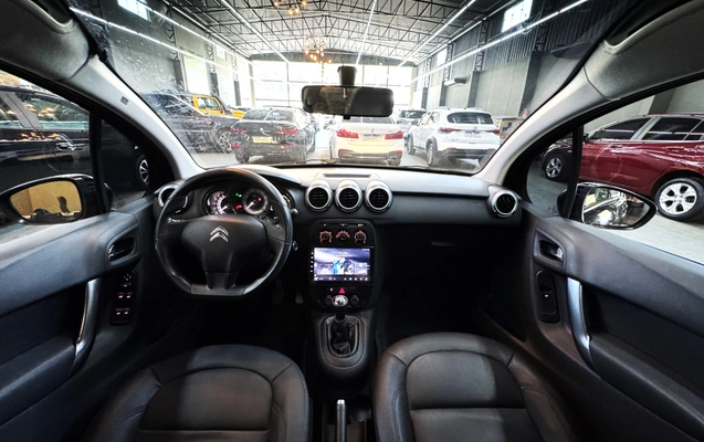 imagem-https://www.socarrao.com.br/sc-vehicle-images-prod/4401156/1792505536996-003_409e60aec58665a456e7360d03cd5983.jpg
