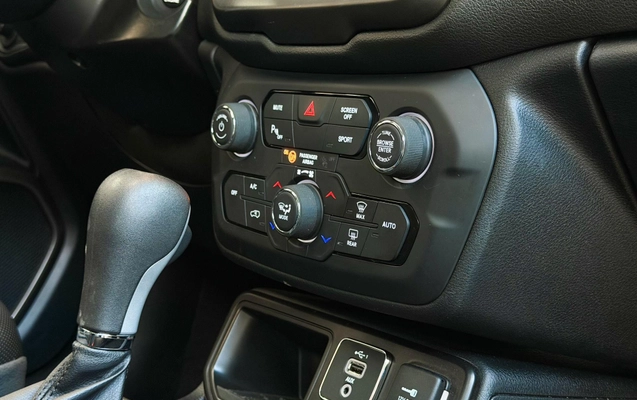 imagem-https://www.socarrao.com.br/sc-vehicle-images-prod/4401195/1792505722641-dc1f6ed49d364a2f966b70b5e22d157b_1792505695542.jpg