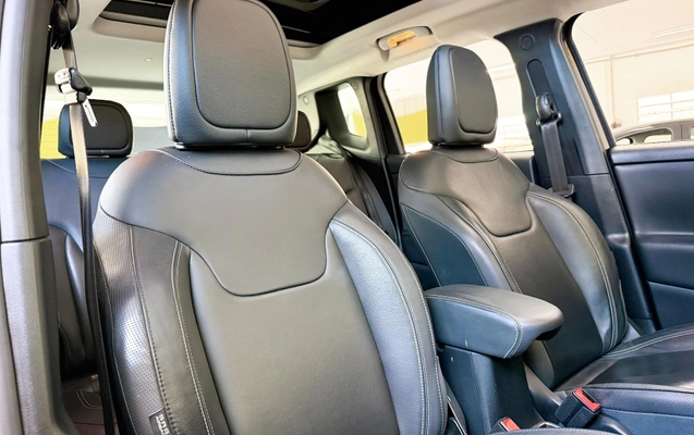 imagem-https://www.socarrao.com.br/sc-vehicle-images-prod/4401195/1792505722642-ed6cdd4008b4451bac5ef7098035411b_1792505696646.jpg