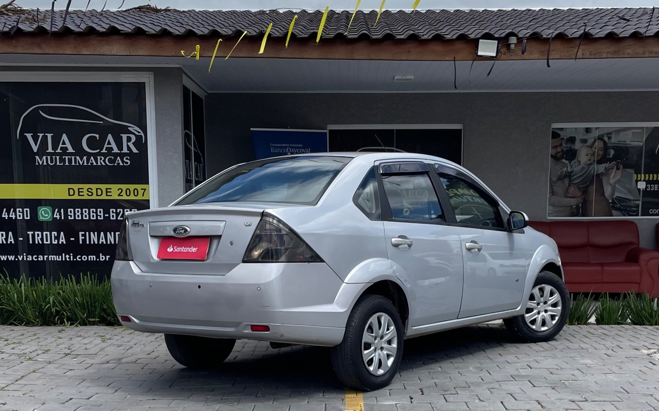 imagem-https://www.socarrao.com.br/sc-vehicle-images-prod/4401204/1792506170846-SU1HXzcxNTUuanBlZw.jpeg