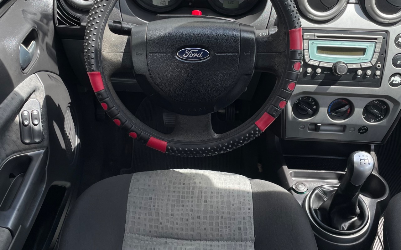 imagem-https://www.socarrao.com.br/sc-vehicle-images-prod/4401204/1792506171290-SU1HXzcxNTkuanBlZw.jpeg