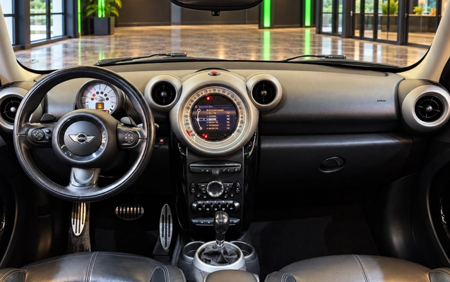imagem-https://www.socarrao.com.br/sc-vehicle-images-prod/4401231/1792506030872-9_111940.jpg