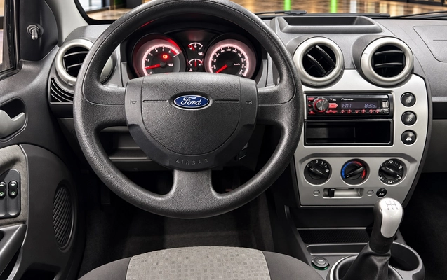 imagem-https://www.socarrao.com.br/sc-vehicle-images-prod/4401232/1792506030934-15_011734.jpg