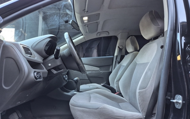 imagem-https://www.socarrao.com.br/sc-vehicle-images-prod/4401276/1792506464275-chF9lOyKqsPmJH0d8X1olP1AxwmHwNeP.jpg